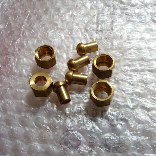 NIPLES RACCORDI TUBI BENZINA 6 mm MOTO GUZZI BENELLI BIANCHI SERTUM GILERA